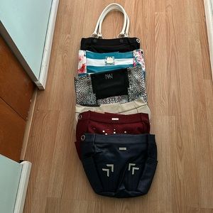 Miche Demi base with white handles and five shells